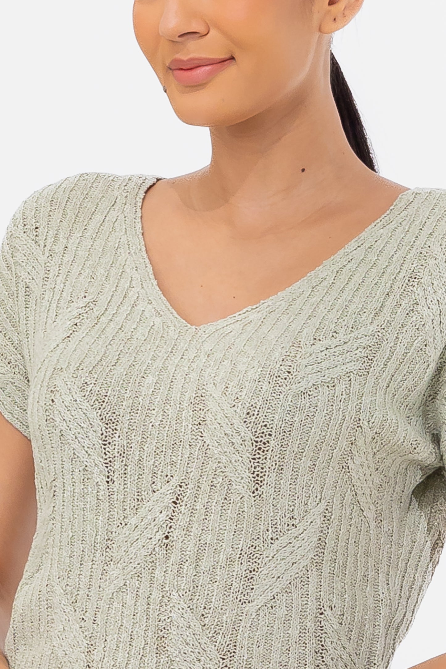 Zabaione Women’s Light Green V-Neck Short Sleeve Knit Top - Casual Loose Fit Pullover Sweater