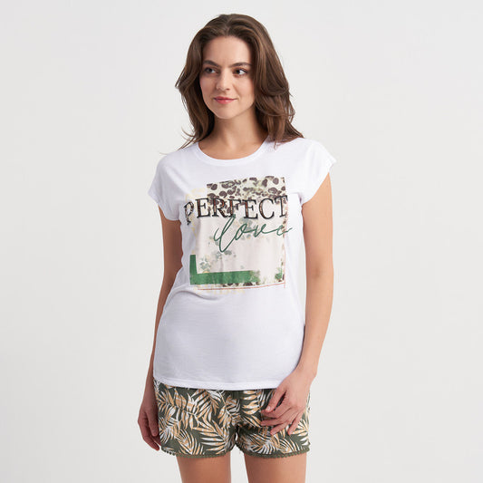 Hailys Women's Casual Graphic T-Shirt with "Perfect Love" Print