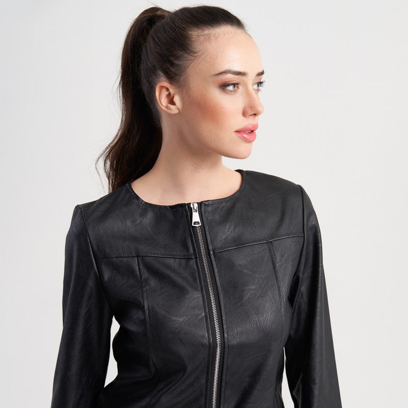 Hailys Women's Faux Leather Zip-Up Jacket with Round Neckline and Tailored Fit