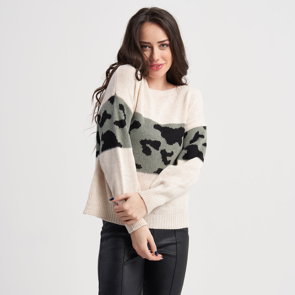 Hailys Women's Color Block Crew Neck Sweater - Beige and Green Camo Knit Pullover