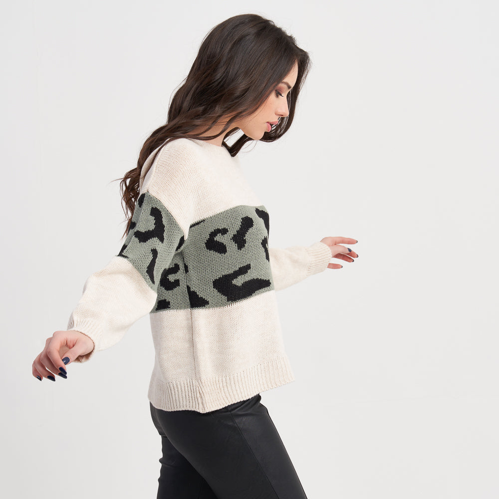 Hailys Women's Color Block Crew Neck Sweater - Beige and Green Camo Knit Pullover