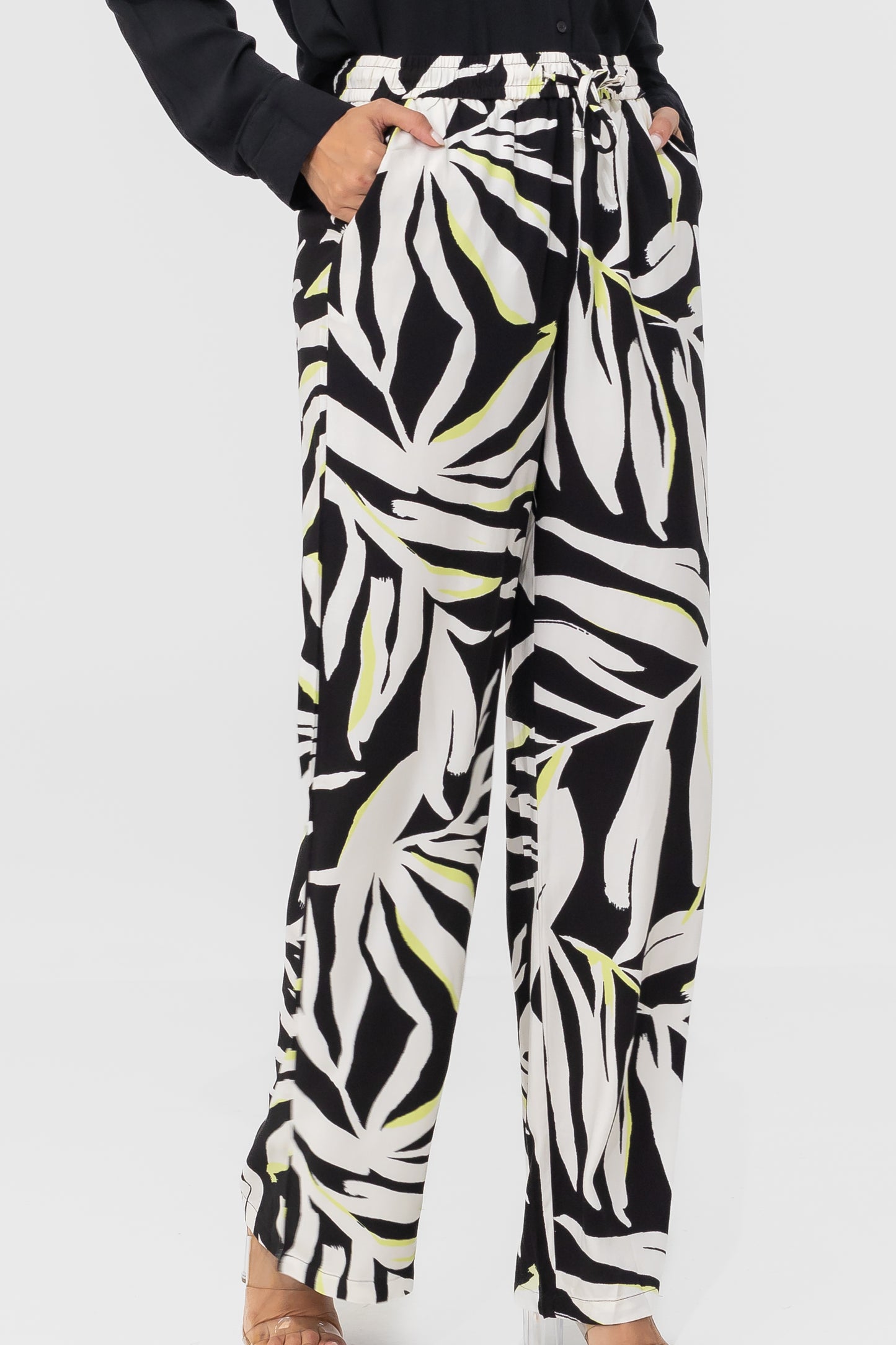 Zabaione Women’s High-Waisted Wide Leg Abstract Print Pants - Black and White