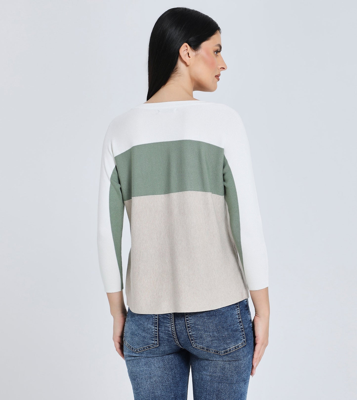 Hailys Women's Color Block Crew Neck Sweater - Long Sleeve Casual Knit Top in Green and Beige