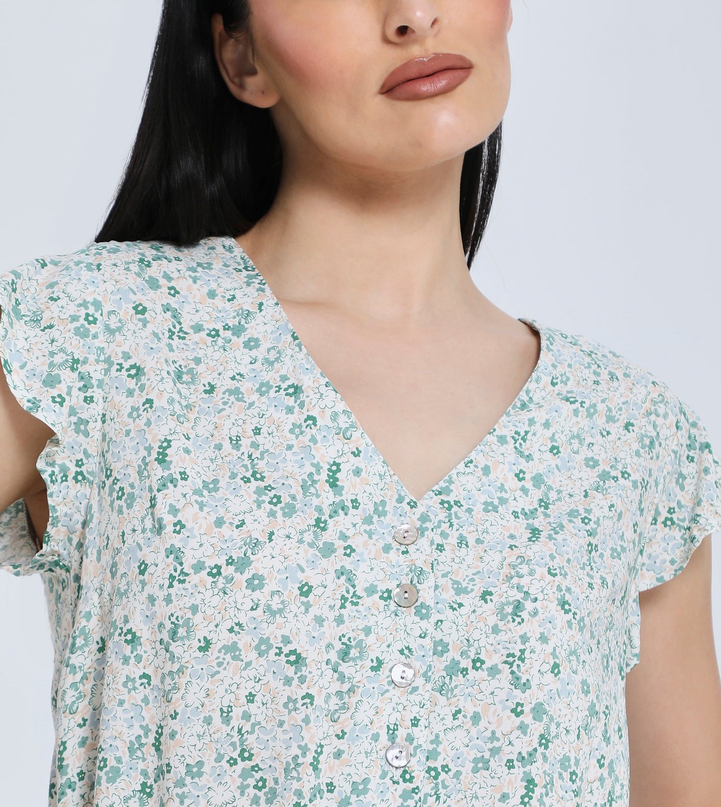 Women’s Floral Print Button-Down V-Neck Cap Sleeve Blouse with Drawstring Hem - Green and White