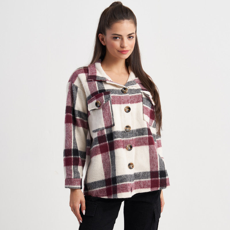 Hailys Women's Plaid Button-Up Flannel Jacket with Pockets