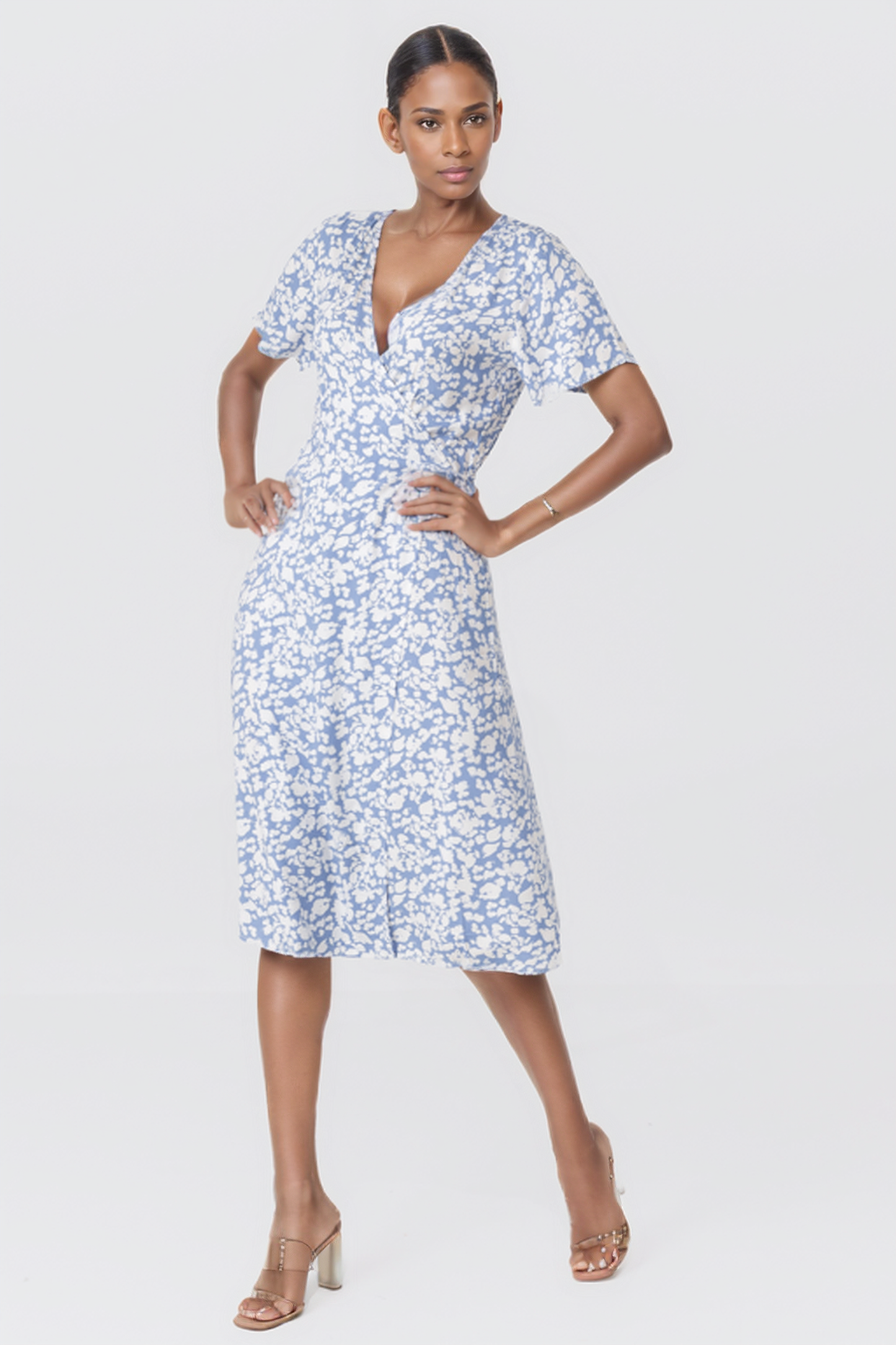 Zabaione Women’s V-Neck Short Sleeve A-Line Midi Dress - Blue and White Floral