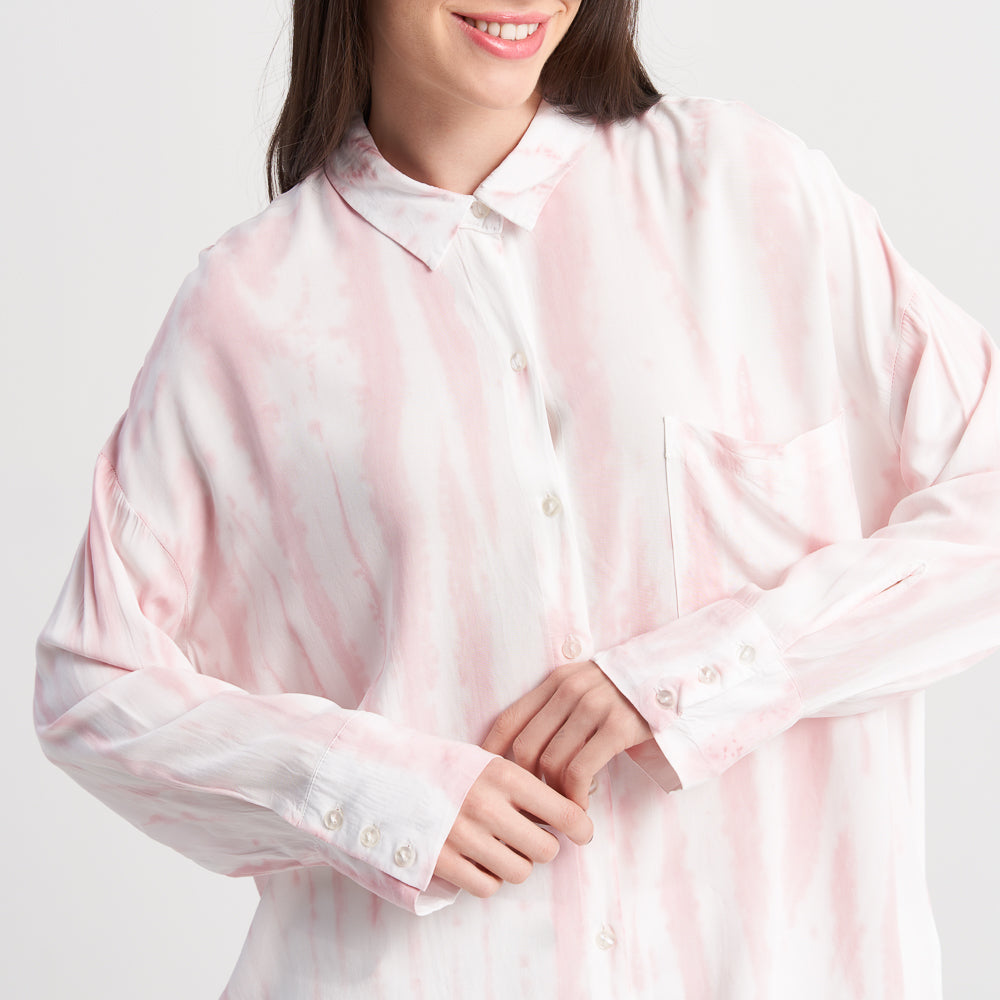 Hailys Women's Oversized Tie-Dye Button-Down Shirt