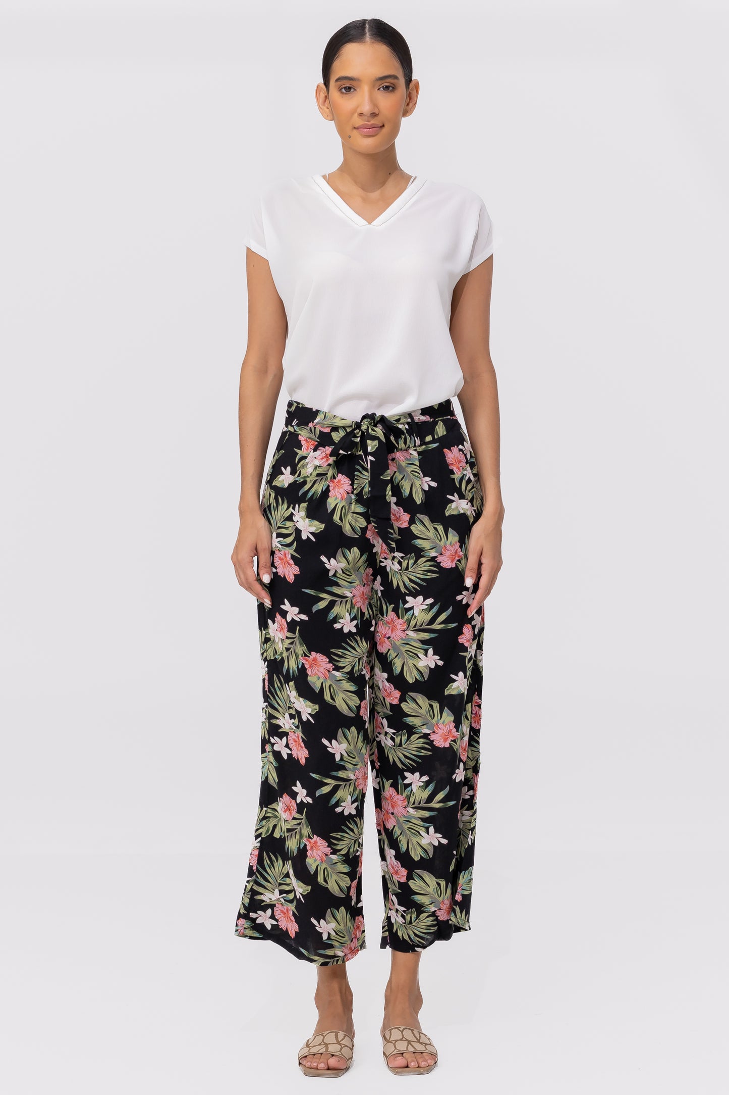 Hailys Women’s Floral Print High-Waisted Wide Leg Tie-Front Culotte Pants